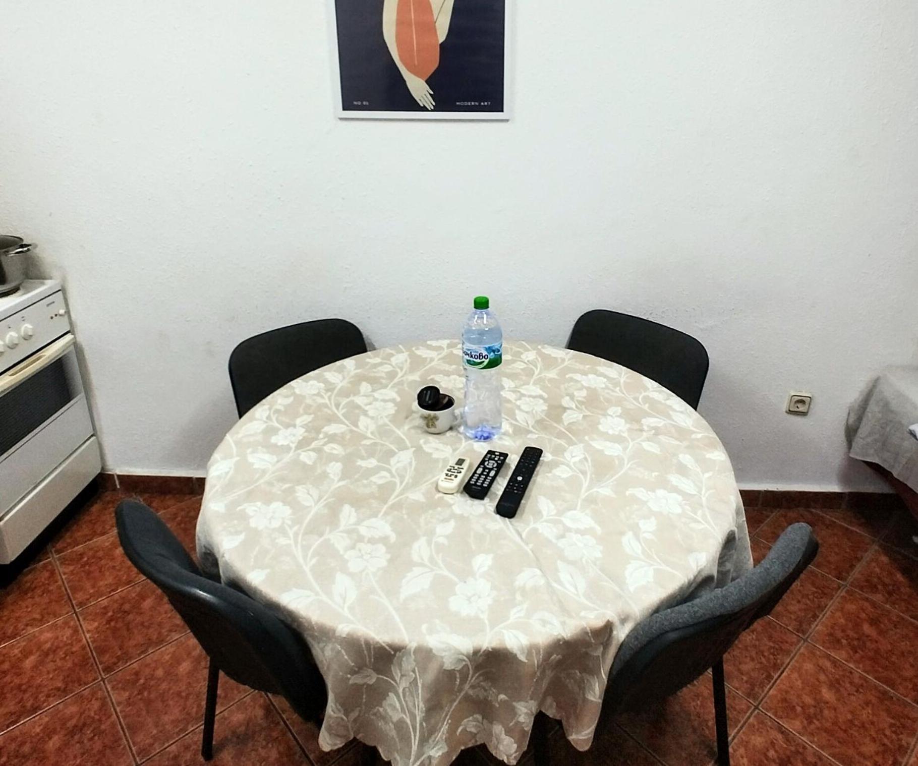 شقة Center - Basic Flat - 10 Min To The Beach بورغاس المظهر الخارجي الصورة